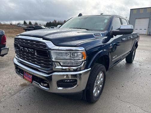 2022 RAM 2500 Limited Crew Cab 4x4 6'4' Box