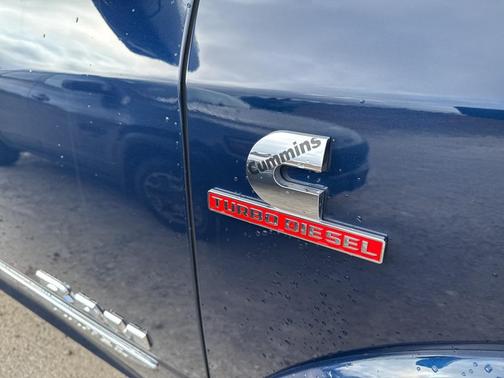 2022 RAM 2500 Limited Crew Cab 4x4 6'4' Box