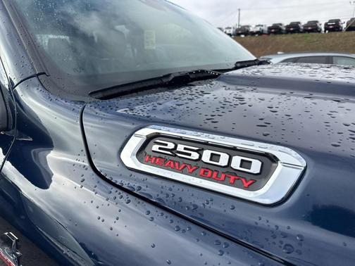 2022 RAM 2500 Limited Crew Cab 4x4 6'4' Box