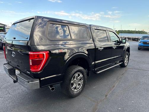AGATE BLACK METALLIC 2023 Ford F-150 XLT