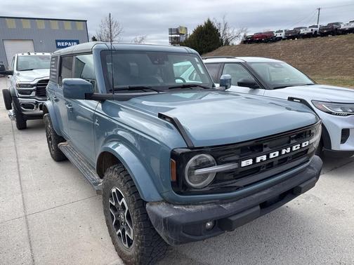 2021 Ford Bronco Outer Banks