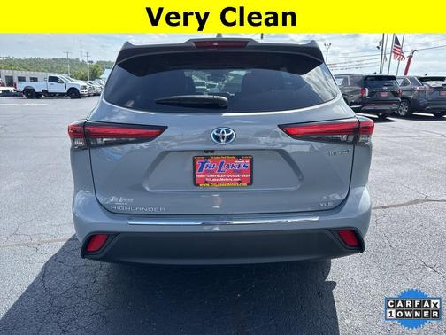 2022 Toyota Highlander Hybrid XLE