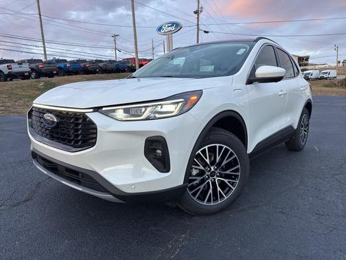 2026 Ford Escape PHEV SE