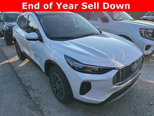 2026 Ford Escape PHEV SE