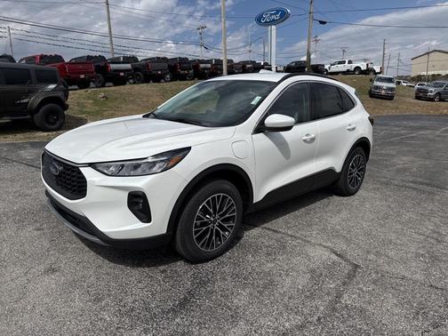 2025 Ford Escape PHEV SE