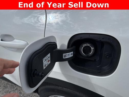 2025 Ford Escape PHEV SE