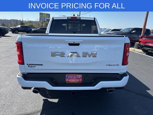 Bright White Clearcoat 2026 RAM 1500 Laramie