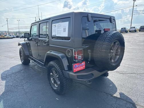 2016 Jeep Wrangler Unlimited Sahara