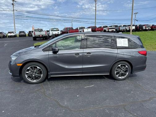 Silver Metallic 2024 Honda Odyssey Elite