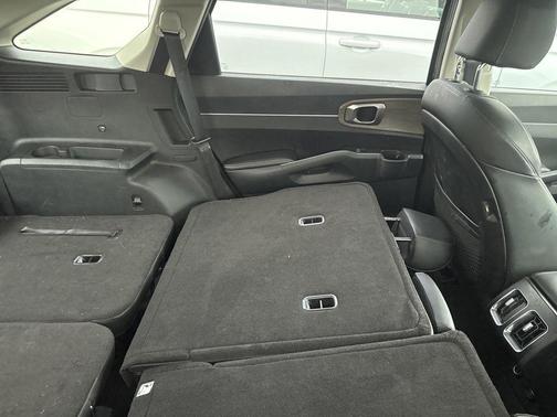 Aruba Green 2023 Kia Sorento S