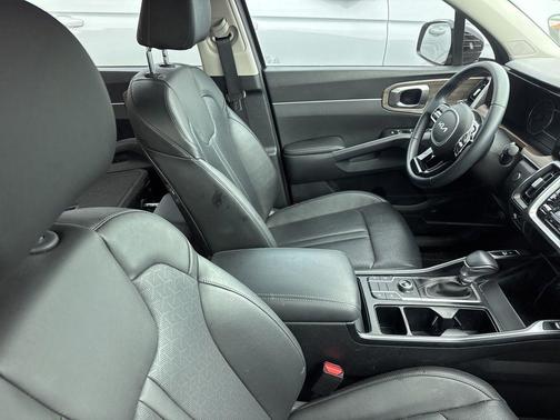 Aruba Green 2023 Kia Sorento S
