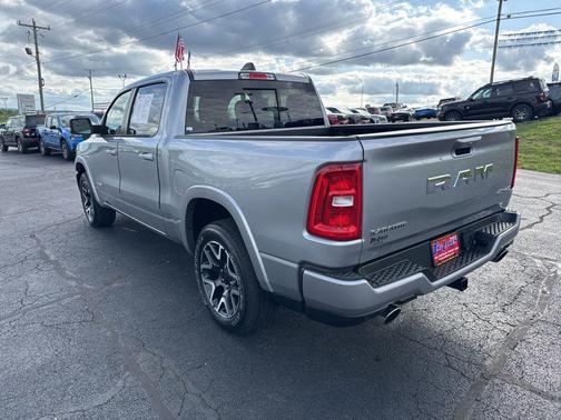 Billet Silver Metallic Clearcoat 2025 RAM 1500 Laramie