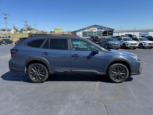 Cosmic Blue Pearl 2025 Subaru Outback Onyx Edition