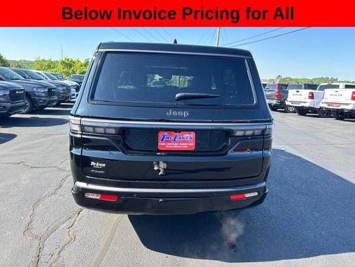 High Gloss Black 2026 Jeep Grand Wagoneer L Limited Reserve 4x4