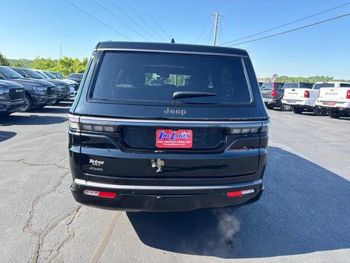 High Gloss Black 2026 Jeep Grand Wagoneer L Limited Reserve 4x4