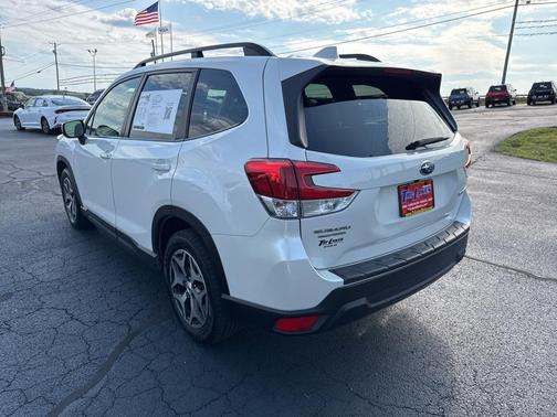 2020 Subaru Forester Premium