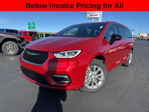 Red Hot Pearlcoat 2026 Chrysler Pacifica L
