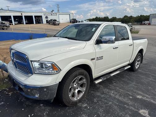 2016 RAM 1500 Laramie