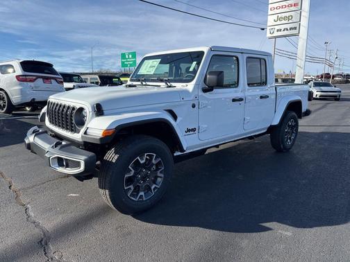 2026 Jeep Gladiator Sahara 4x4