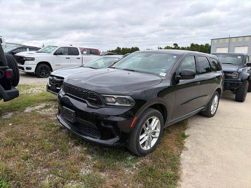 DB Black Clearcoat 2025 Dodge Durango GT AWD