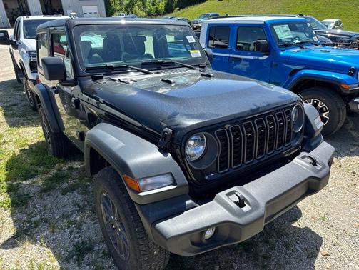 Black Clearcoat 2026 Jeep Wrangler Sport