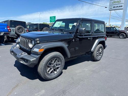 Black Clearcoat 2026 Jeep Wrangler Sport