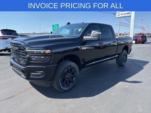 Diamond Black Crystal Pearlcoat 2026 RAM 2500 Laramie Crew Cab 4x4 6'4' Box