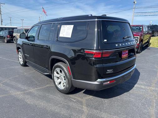 Diamond Black Crystal Pearlcoat 2022 Jeep Wagoneer Series II 4x4