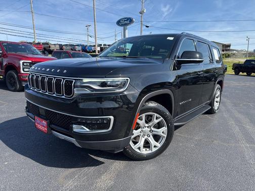 Diamond Black Crystal Pearlcoat 2022 Jeep Wagoneer Series II 4x4