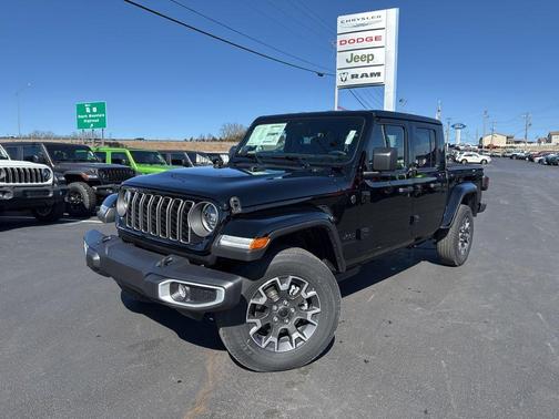 2026 Jeep Gladiator Sahara 4x4