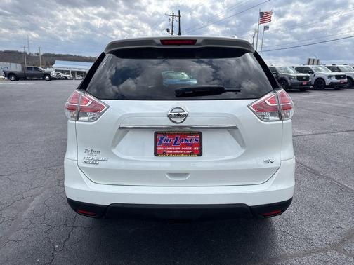 2015 Nissan Rogue SV