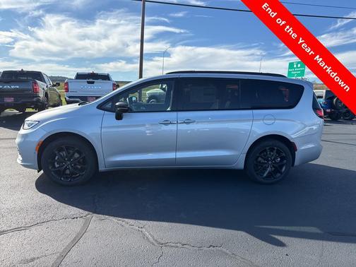 2026 Chrysler Pacifica Limited