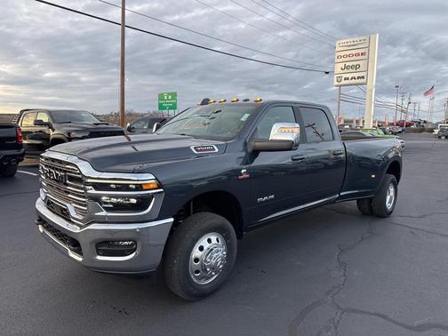 2026 RAM 3500 Laramie Crew Cab 4x4 8' Box