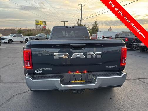 2026 RAM 3500 Laramie Crew Cab 4x4 8' Box