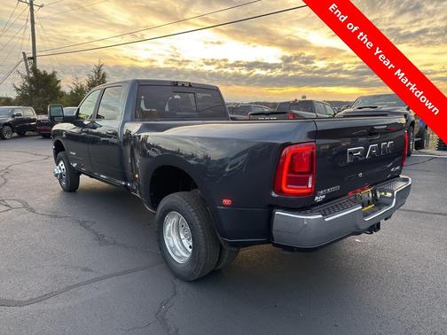 2026 RAM 3500 Laramie Crew Cab 4x4 8' Box