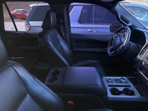 2021 Ford Expedition Max XLT