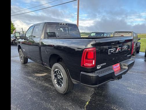 2025 RAM 3500 Laramie Crew Cab 4x4 6'4' Box