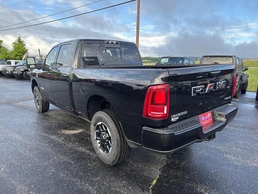 2025 RAM 3500 Laramie Crew Cab 4x4 6'4' Box