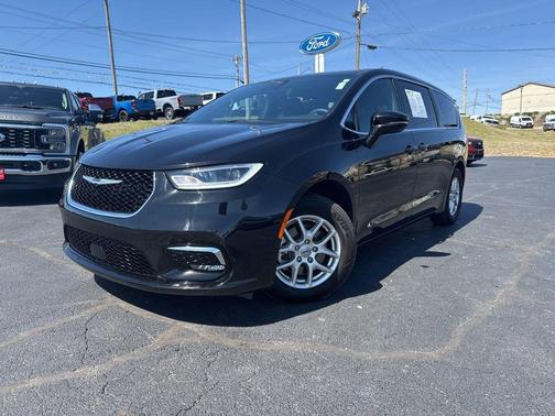 2025 Chrysler Pacifica L