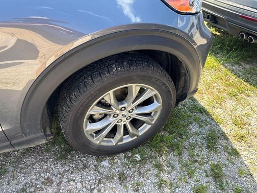 Carbonized Gray Metallic 2023 Ford Explorer XLT