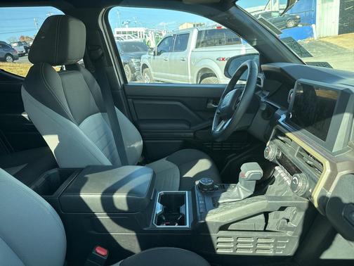 2025 Toyota Tacoma TRD Off-Road