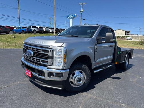 ICONIC SILVER 2024 Ford F-350 XLT