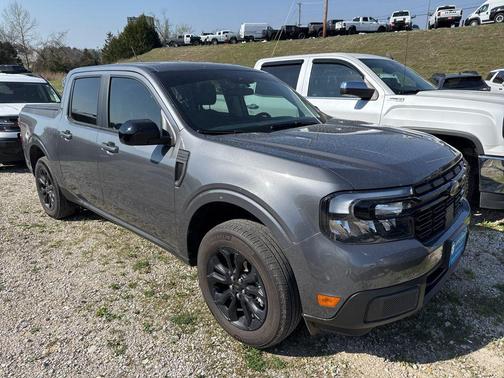 CARBONIZED GRAY METALLIC 2024 Ford Maverick Lariat