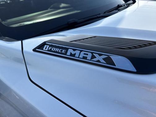 2024 Toyota Tundra Hybrid Platinum