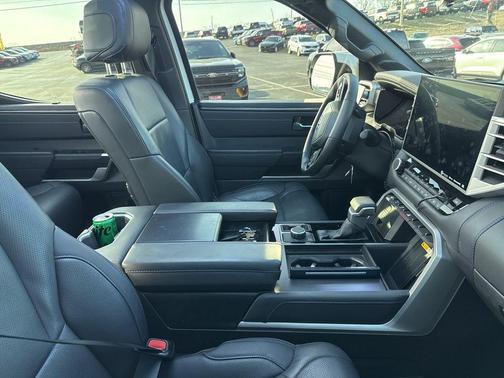 2024 Toyota Tundra Hybrid Platinum