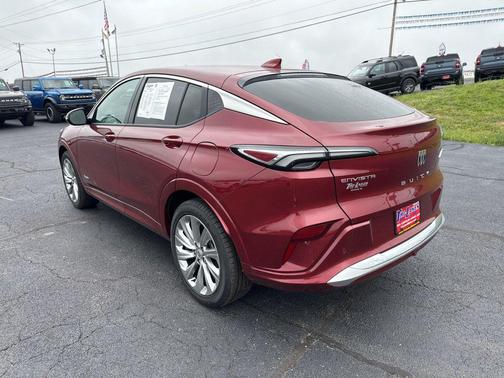 Cinnabar Metallic 2024 Buick Envista Avenir FWD
