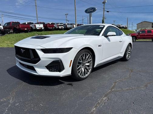 Oxford White 2026 Ford Mustang GT Premium
