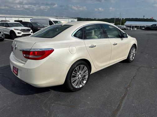 White Diamond Tricoat 2015 Buick Verano Leather Group