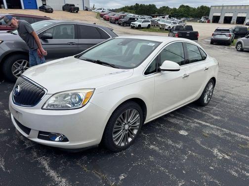 White Diamond Tricoat 2015 Buick Verano Leather Group