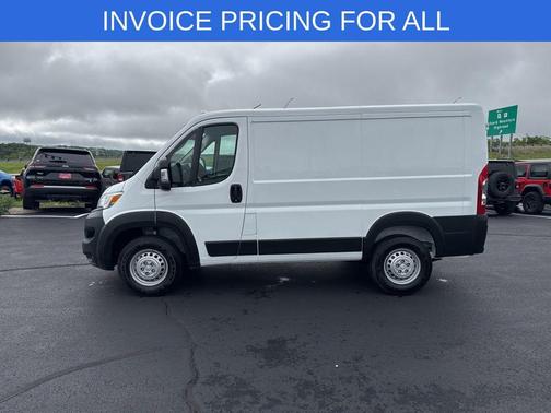 Bright White Clearcoat 2026 RAM ProMaster 1500 Low Roof